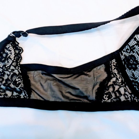 Torrid Plunge Push-Up Scallop Lace Straight Back Bra Black & Nude 46D - Picture 6 of 7